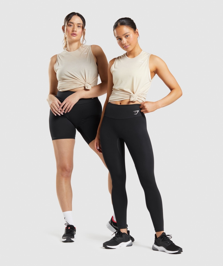 Gymshark Eğitim Açılan Kol Tankı Vanilya Kahverengi