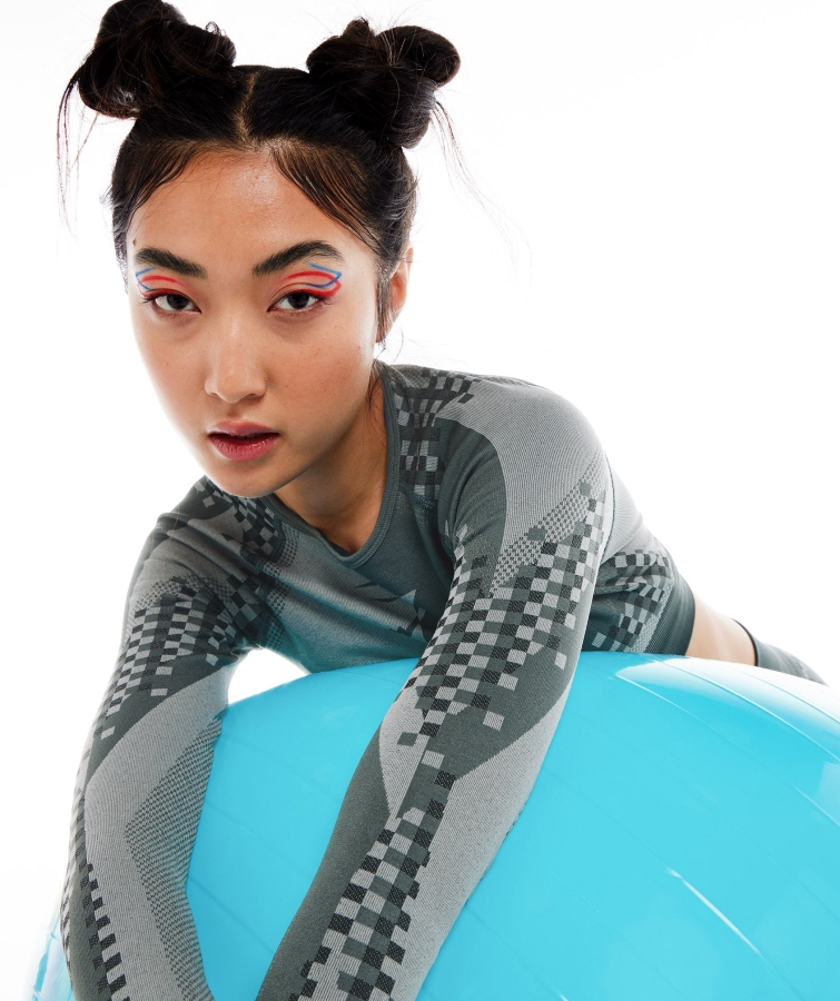 Gymshark Wtflex Cyborg Dikişsiz Uzun Kollu Kırpma üst Gri-siyah-açık Gri